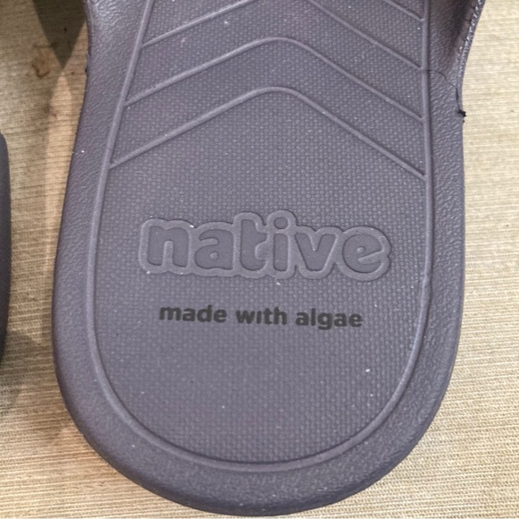 NATIVE Sz 9 Ara Bloom Slip  on Almond Toe Mules in Purple Blue - Picture 5 of 10